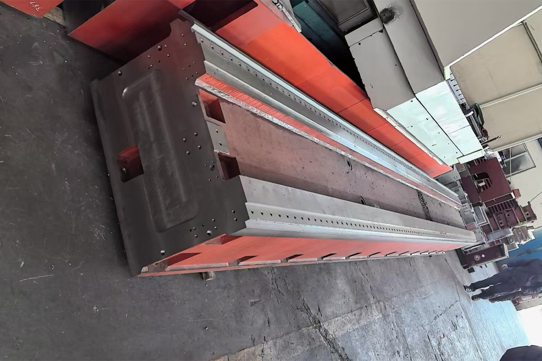 ISO-Certified Machine Tool Bed: HT250 Gray Iron Solution for Precision Demands