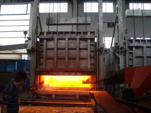  To reduce the power consumption of the forging furnace
